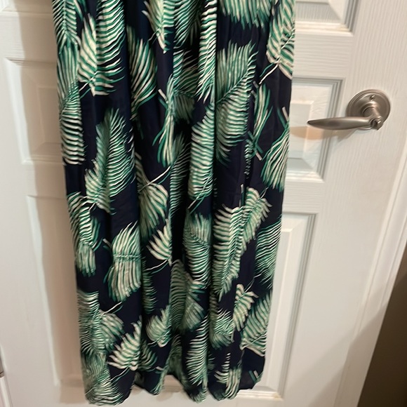 Blue/Green tropical leaf maxi dress - Picture 4 of 6
